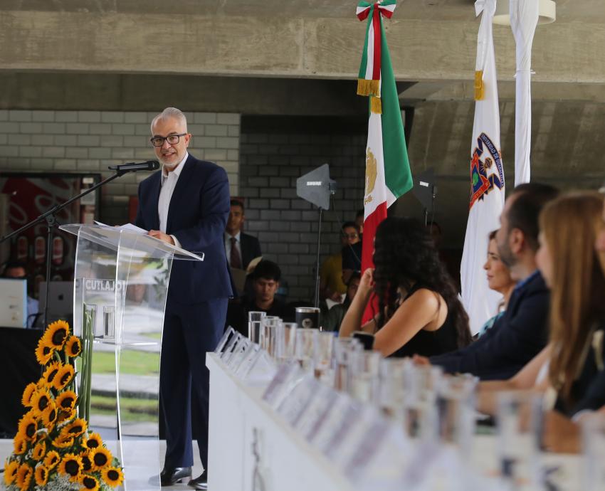 Impulso al modelo dual, formación docente y mayor infraestructura, los proyectos del nuevo Rector de CUTlajomulco