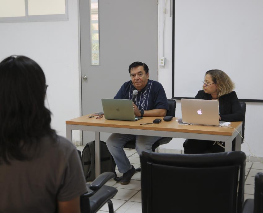 Presentan libro sobre cultura de derechos humanos entre estudiantes del SEMS