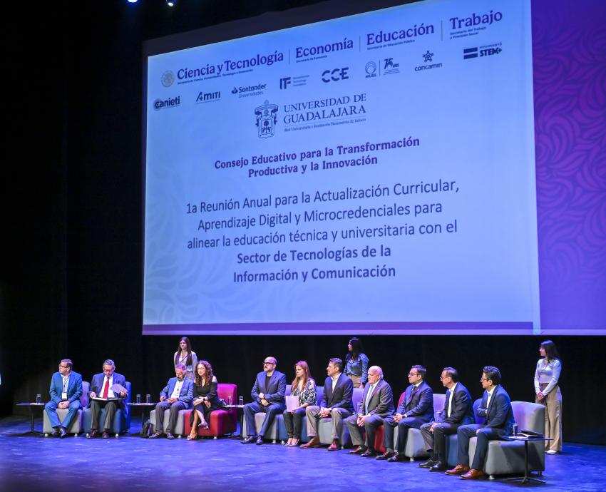 Abren diálogo para modernizar el aprendizaje en la educación superior