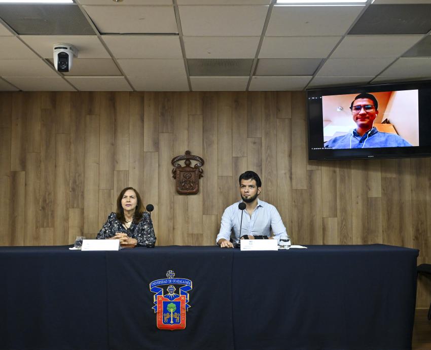 Reflexionan sobre el desencanto de los jóvenes por estudiar periodismo