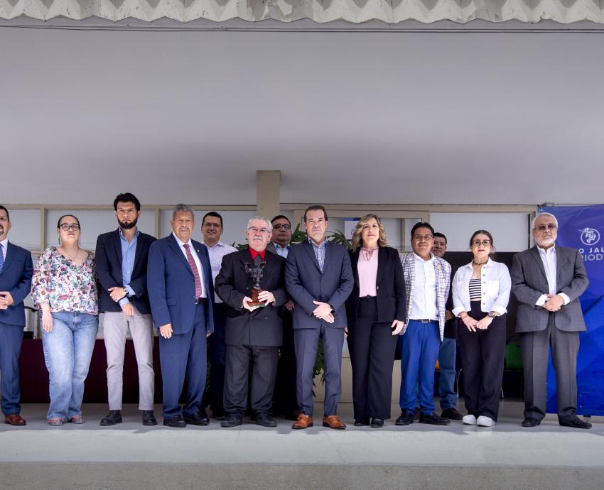 Entrega Universidad Lamar estafeta del Premio Jalisco de Periodismo a la UNEDL