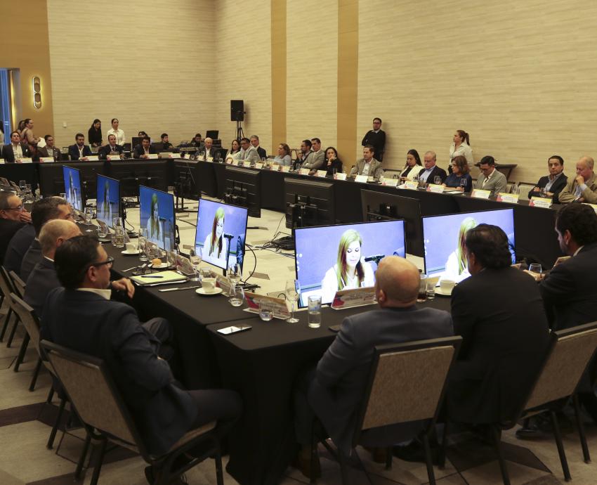 Dialoga Rectora General con representantes de Coparmex Jalisco