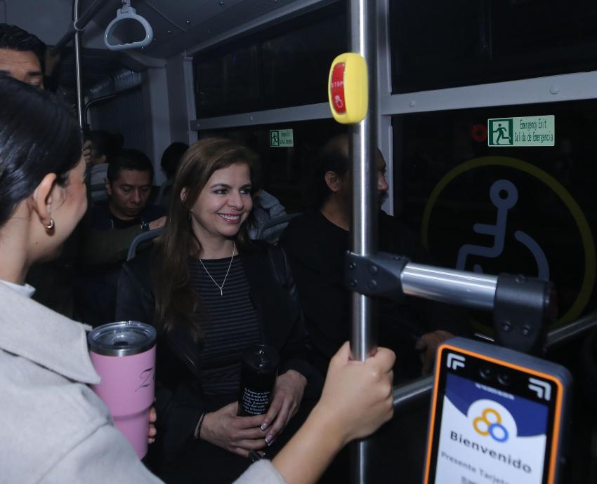 Mejoran transporte al CUCBA: nuevas unidades reducen tiempos de traslado de estudiantes
