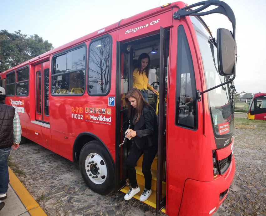 Mejoran transporte al CUCBA: nuevas unidades reducen tiempos de traslado de estudiantes
