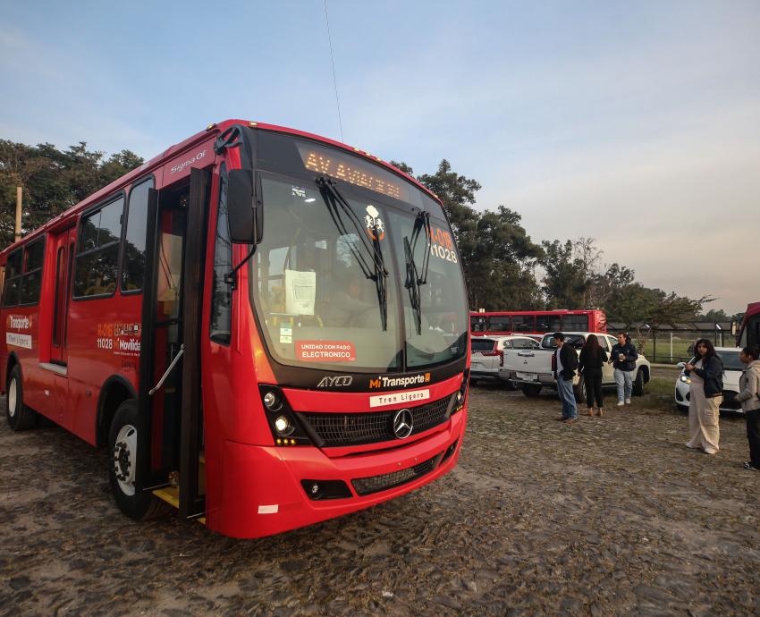 Mejoran transporte al CUCBA: nuevas unidades reducen tiempos de traslado de estudiantes