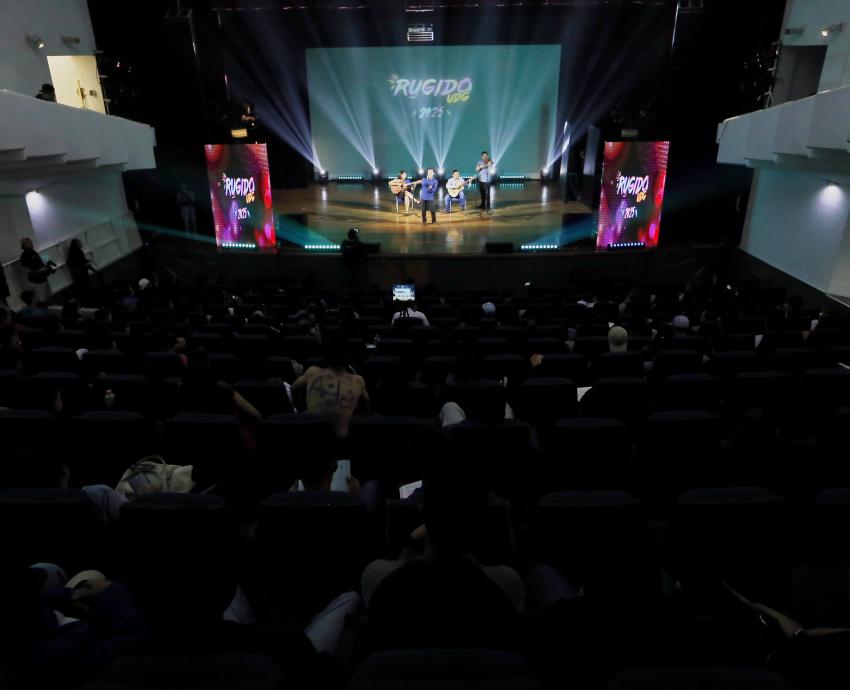 Estudiantes de región Costa Sur muestran su talento en el concurso Rugido UDG 2025