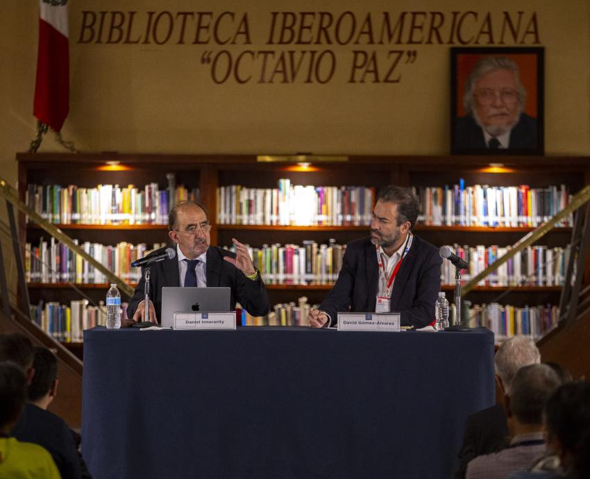 El filósofo español Daniel Innerarity advierte que no hay futuro de la democracia sin participación ciudadana