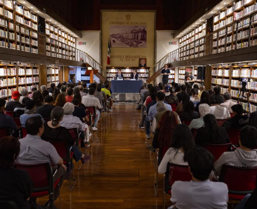 El filósofo español Daniel Innerarity advierte que no hay futuro de la democracia sin participación ciudadana