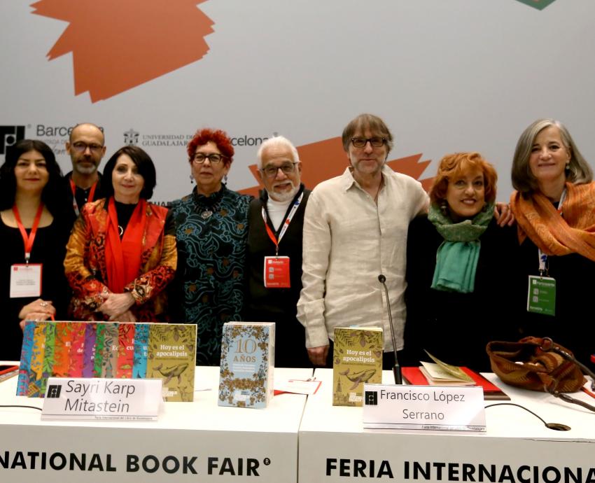 Francisco López Serrano recibe el Premio Ciudad y Naturaleza “José Emilio Pacheco” en la FIL