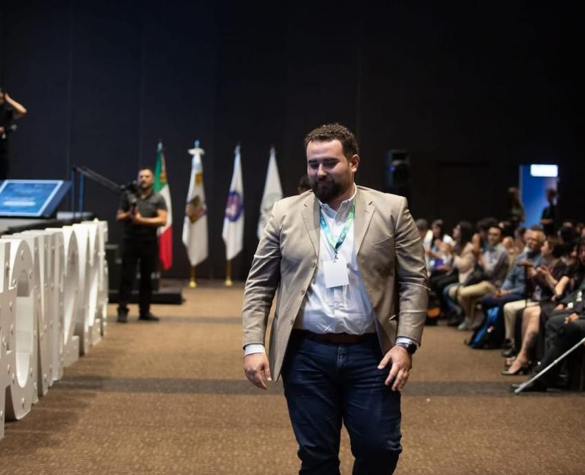 Académico del CUCEI obtiene Premio SOMIB al Joven en Ingeniería Biomédica