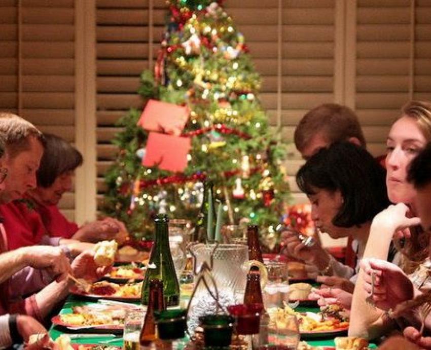 Experta llama a la conciencia en hábitos alimenticios en época navideña.