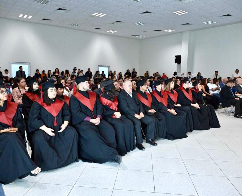 Rectora General Karla Planter, madrina de la generación LIX de la Preparatoria de Zapotiltic 