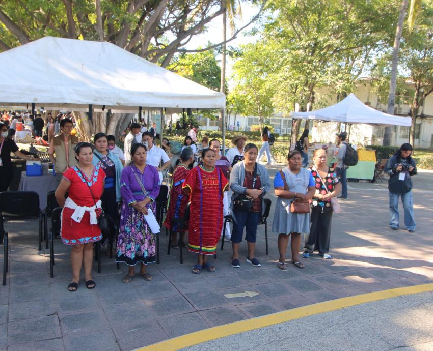 Celebran Festival “Raíces vivas: arte, lengua y tradición” en CUCosta 