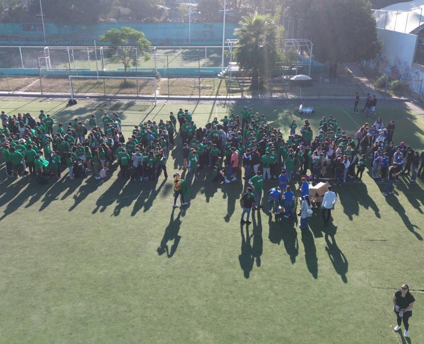 UdeG inaugura primer “Tequio mundialista” en Prepa 18