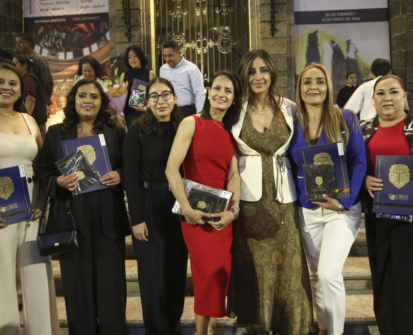 Rinde homenaje a José Manuel Jurado Parres, maestro emérito de la UdeG, con presea “Leo Honoris” 