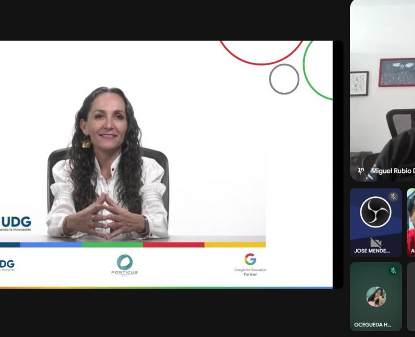 Más de 700 docentes del SEMS reciben capacitación para uso de herramientas de Google