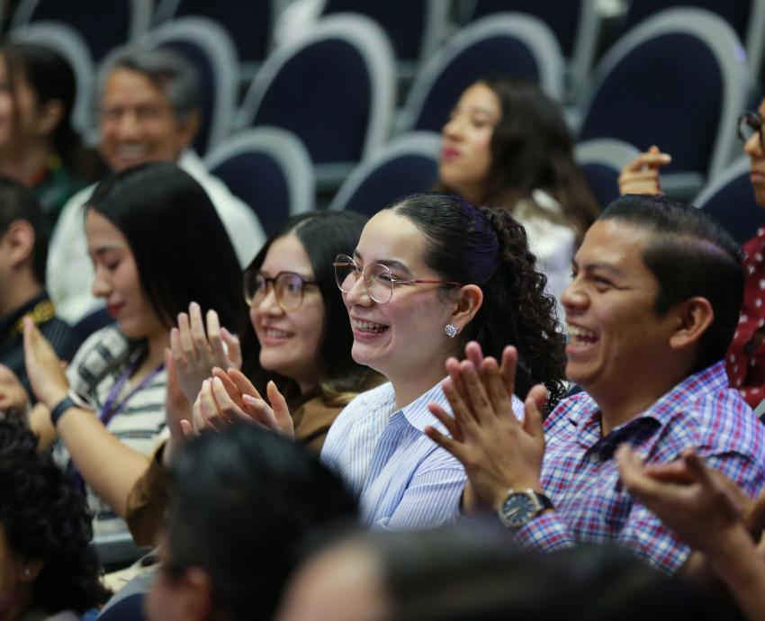 Población en Jalisco vive más, pero con menos calidad de vida, advierte académico 