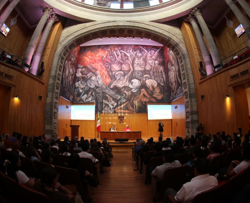 Construcción inconclusa del pensamiento anticipa la demencia, advierte experta