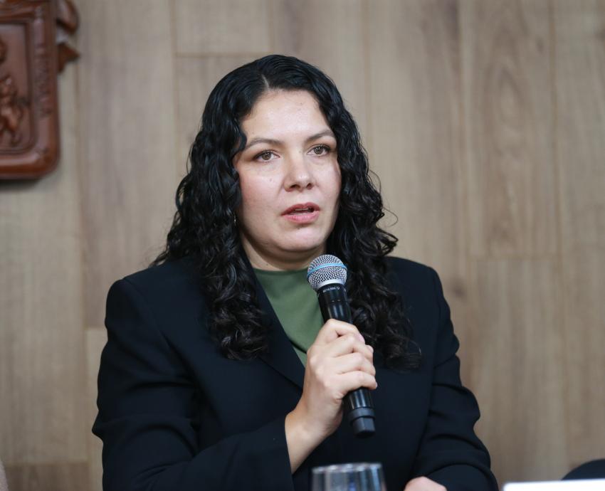 Especialistas urgen políticas públicas para una reingeniería en la producción industrial y desecho de residuos 