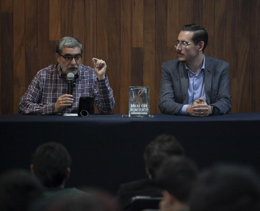 Presentan libro sobre dinámica bilateral en el tráfico de armas y drogas México-EUA 