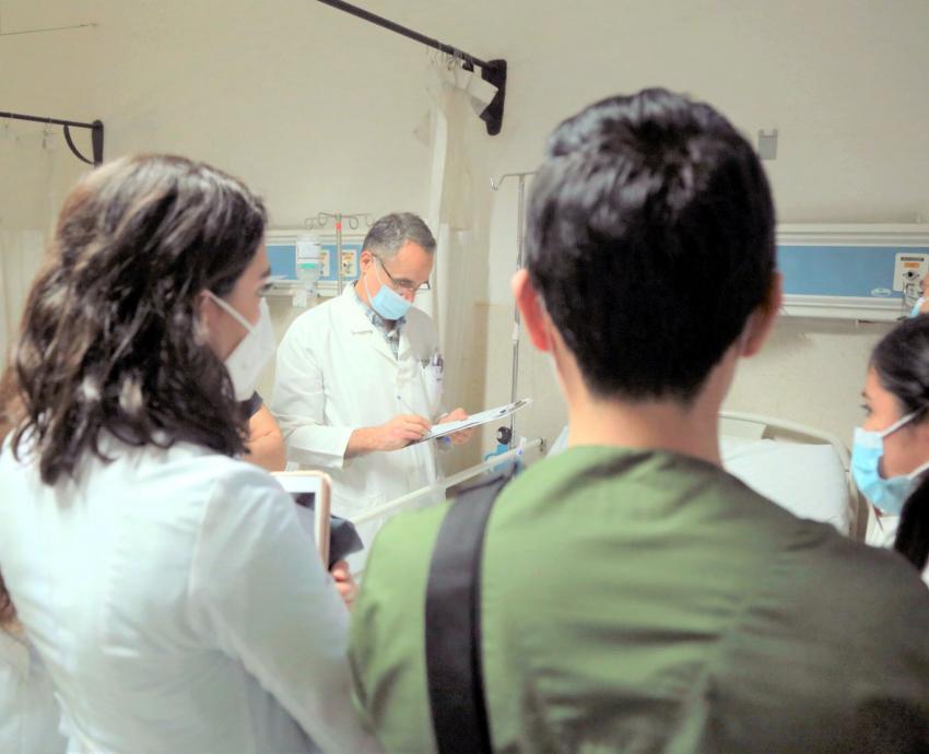 Especialistas del HCG llama a la población a no ignorar señales de diarrea crónica