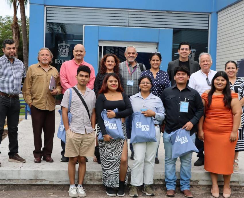 Más de mil estudiantes de la UdeG participan en Verano Delfín 2026