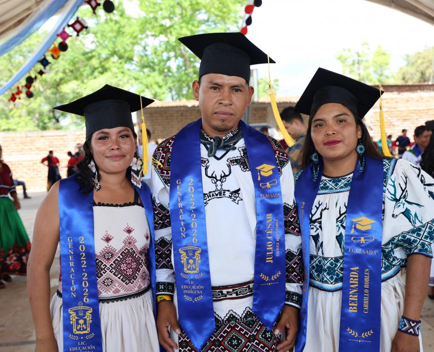 Egresa primera generación de la licenciatura en Educación indígena del CUNorte