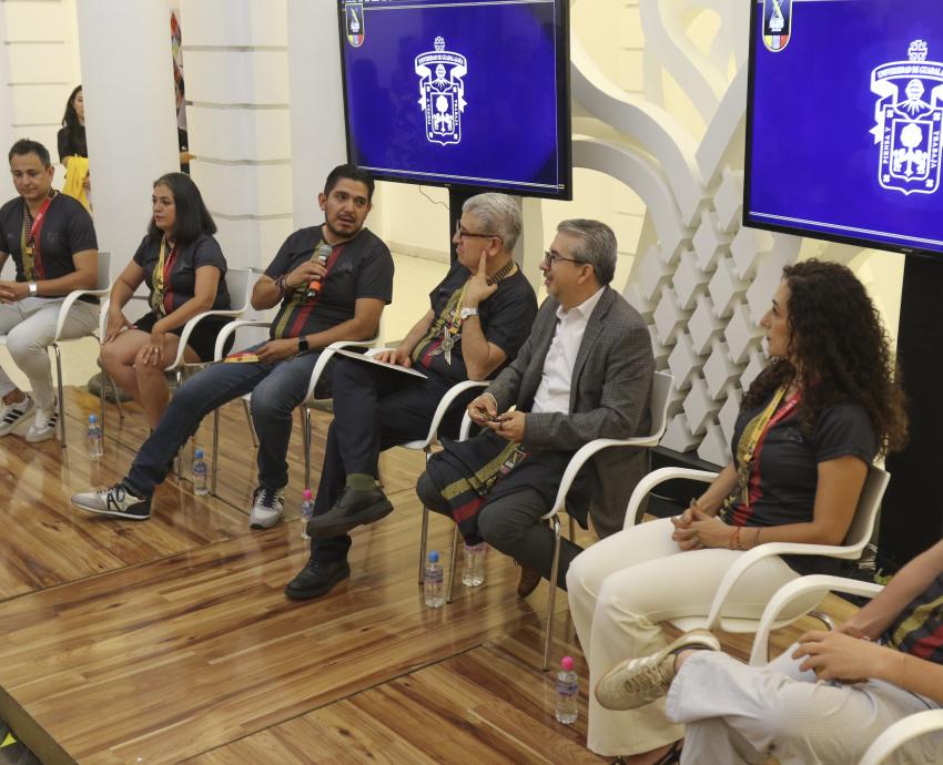 Presentan jersey y medalla de la décima carrera Leones negros Red Cola 2026