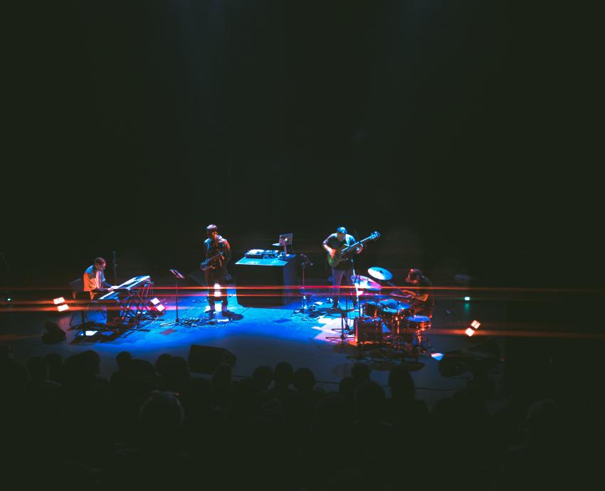 Regresa Luis Shatter con fusión de jazz, hip-hop y soul al Conjunto Santander