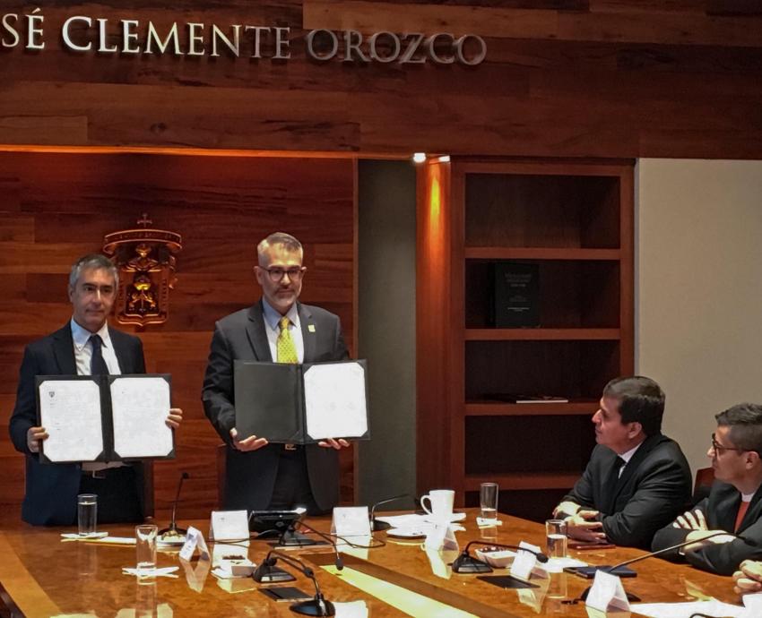Firman convenio de colaboración SEMS y el Instituto Italiano de Cultura