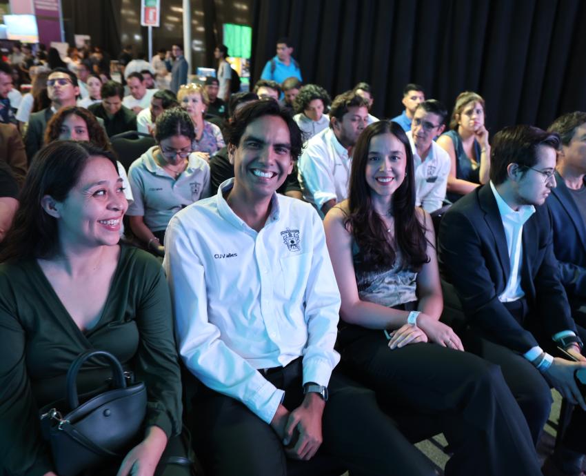 UdeG fortalece la transferencia de conocimiento y tecnología en InnovaFest Guadalajara 2026