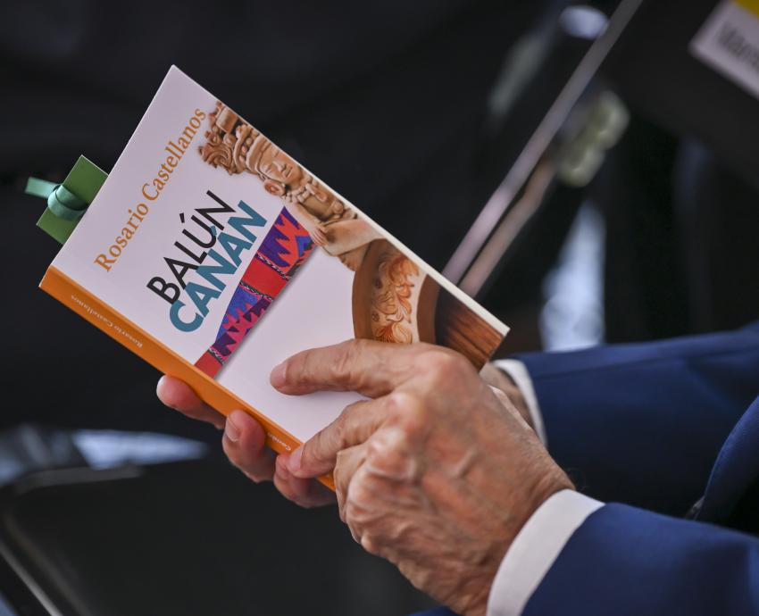 Conmemoran Día Mundial del Libro con lectura de “Balún Canán” de Rosario Castellanos