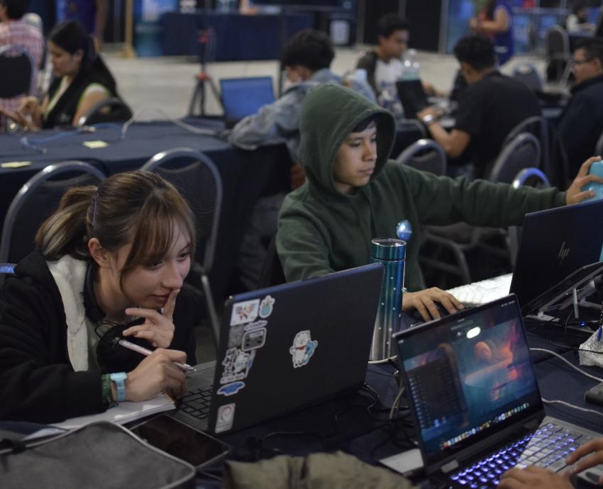 UdeG contribuyó a la formación de talentos durante Talent Land México 2026
