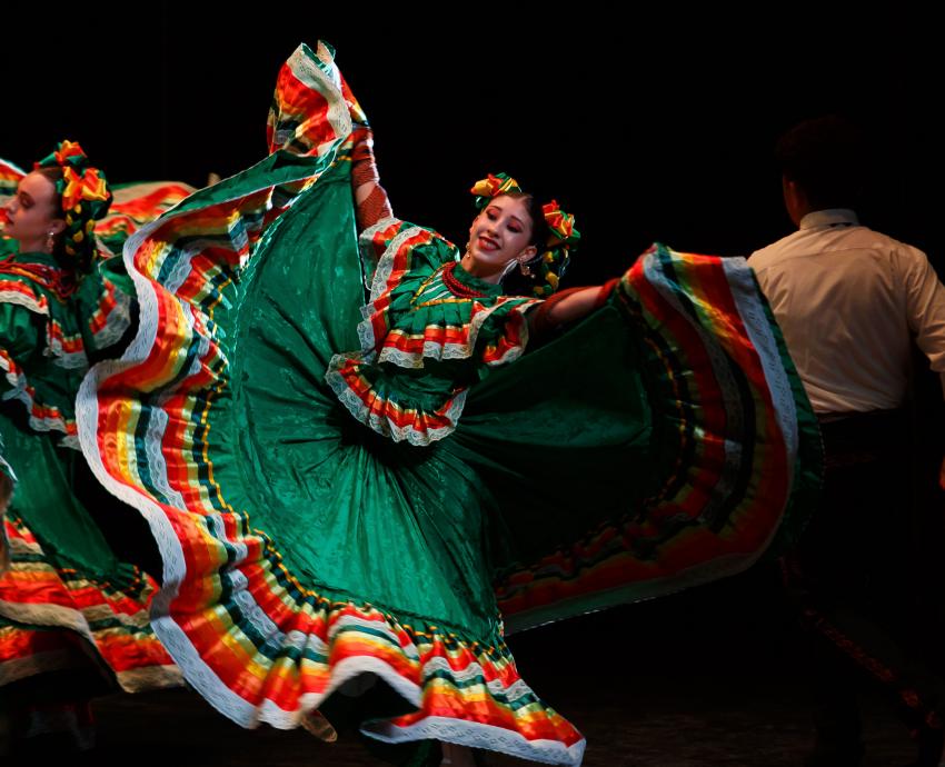 Inicia una fiesta de colores y luz, en el festival Papirolas 2026