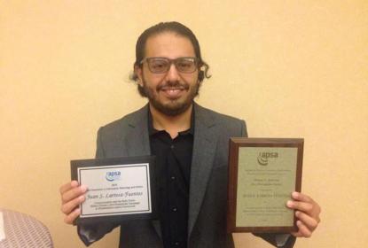 Académico de UDGVirtual recibe doble premio a mejor tesis doctoral en Estados Unidos