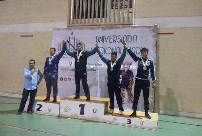 Gana UdeG tres medallas de oro, dos de plata y dos de bronce en la disciplina de lucha de la Universiada Nacional