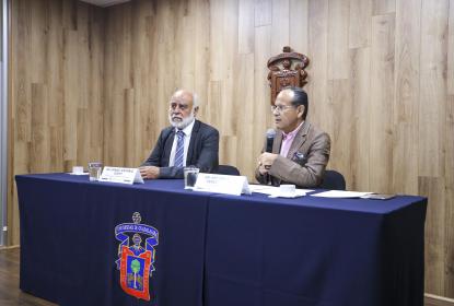 Riesgos quirúrgicos, prevención y avances en tratamiento de VIH en la Cátedra Fray Antonio Alcalde