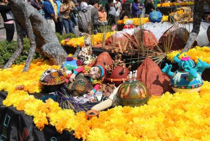 Día de Muertos, oportunidad para aprender más sobre tradiciones mexicanas