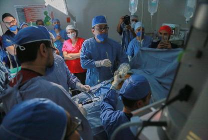 Realizan en el Hospital Civil de Guadalajara la primera cirugía materno fetal intrauterina