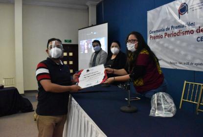 Estudiante de UDGVirtual recibe premio Periodismo de Investigación 2020, en Veracruz