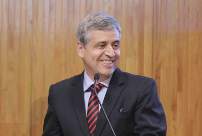 Doctor Héctor Raúl Solís Gadea, Presidente de la Asociación Civil del Premio FIL de Literatura en Lenguas Romances 