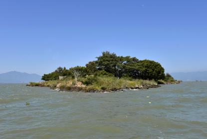 Disminuye la cantidad de agua del Lago de Chapala y aumenta su temperatura