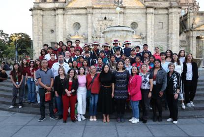 Estudiantes visten Catedral de Guadalajara con Realidad Aumentada