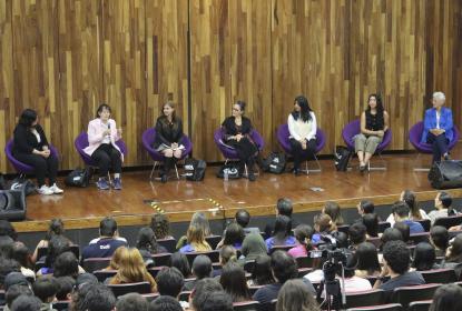 Animan a las jóvenes a romper brechas en la ciencia