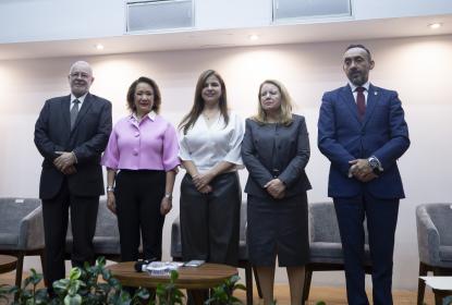 Especialistas y académicos plantean revisión a derechos humanos en nuevos contextos sociales