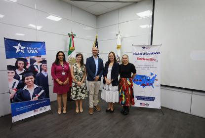 Promueve CUCEA internacionalización de región Occidente de México a EUA