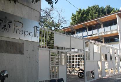 Inaugura Rector Villanueva Lomelí áreas comunes en Preparatoria 11