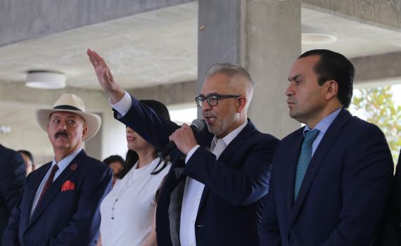 Impulso al modelo dual, formación docente y mayor infraestructura, los proyectos del nuevo Rector de CUTlajomulco