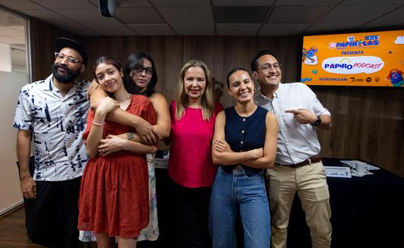 Presentan Papiropodcast, un espacio hecho para niñas, niños y jóvenes