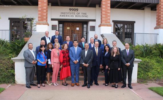 UdeG fortalece vínculos académicos en Foro de Oportunidades Universitarias y de Colegios California–México